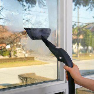 Чем отмыть окно после солнцезащитной пленки